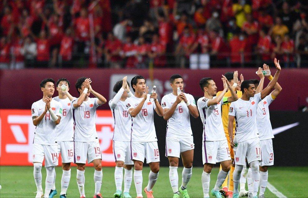 中国男足出线形势及比分情况,亚运男足分组出线形势分析