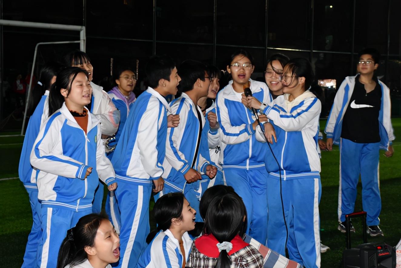 阳光一小足球联赛,阳光体育校园足球联赛