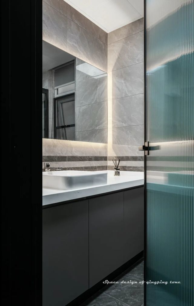 清平调表达的意境是什么,清平调意境