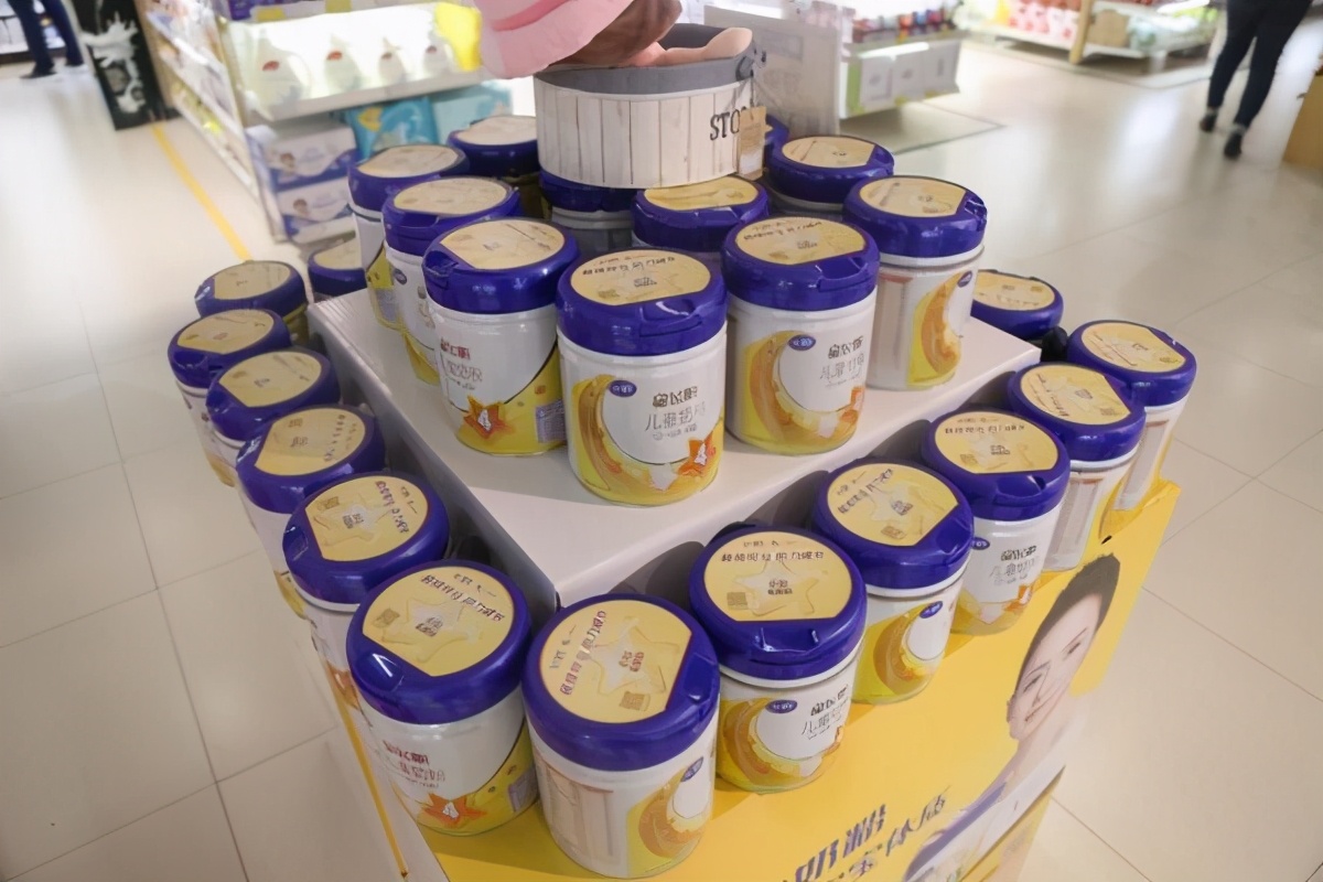 国产奶粉进口奶粉销量高,销量比较好的国产奶粉