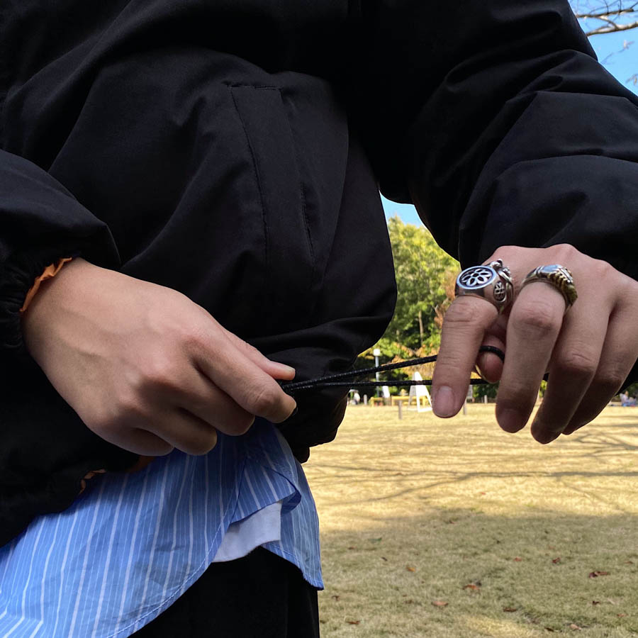 羽绒服选购及穿搭技巧分享,怎么选羽绒服才穿得好看