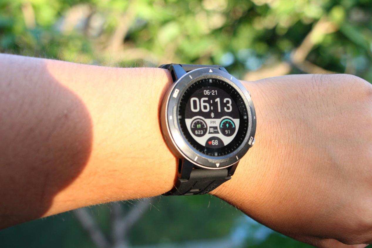 硬核升级，专为城市精英跑者打造：咕咚X3-RE精英版深度体验