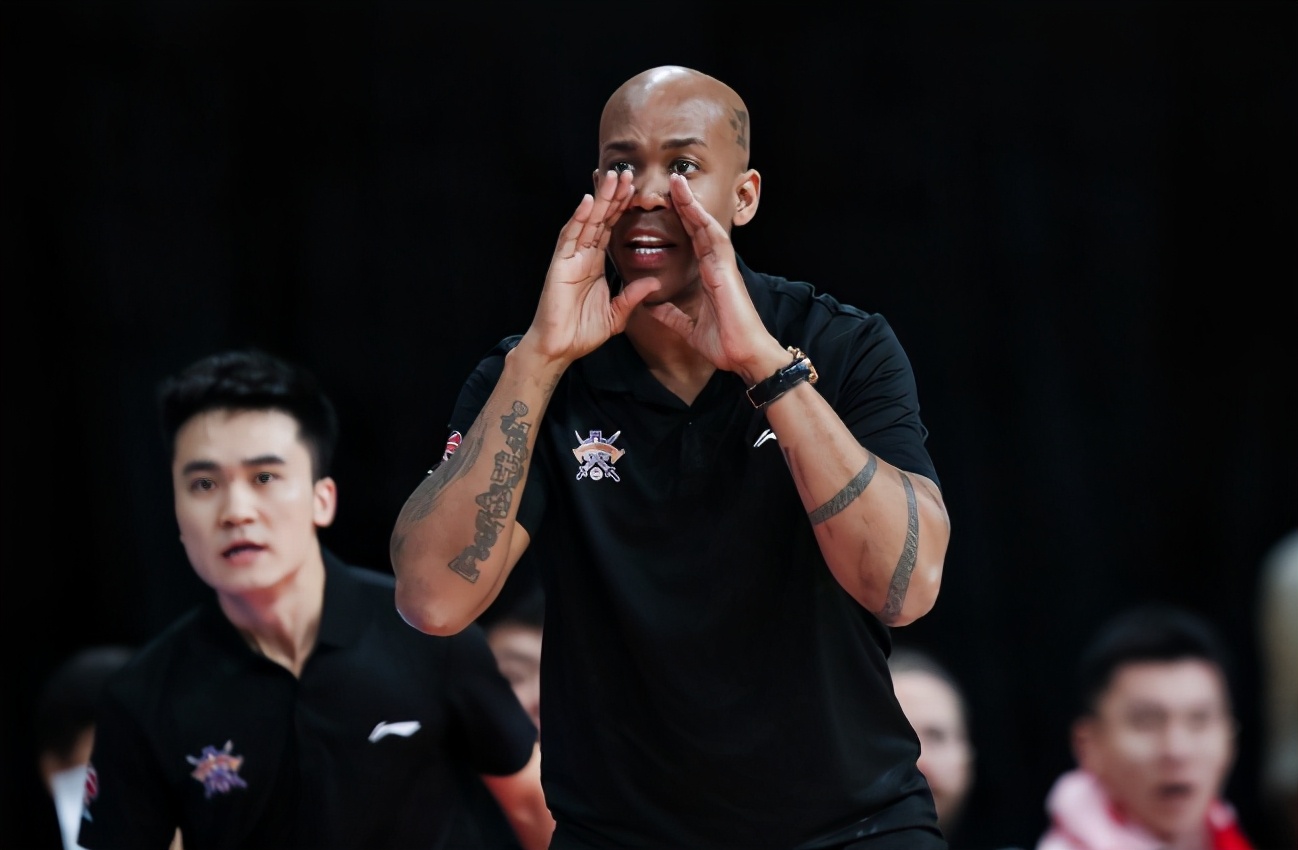 北控队史首胜辽篮,北控27分大胜