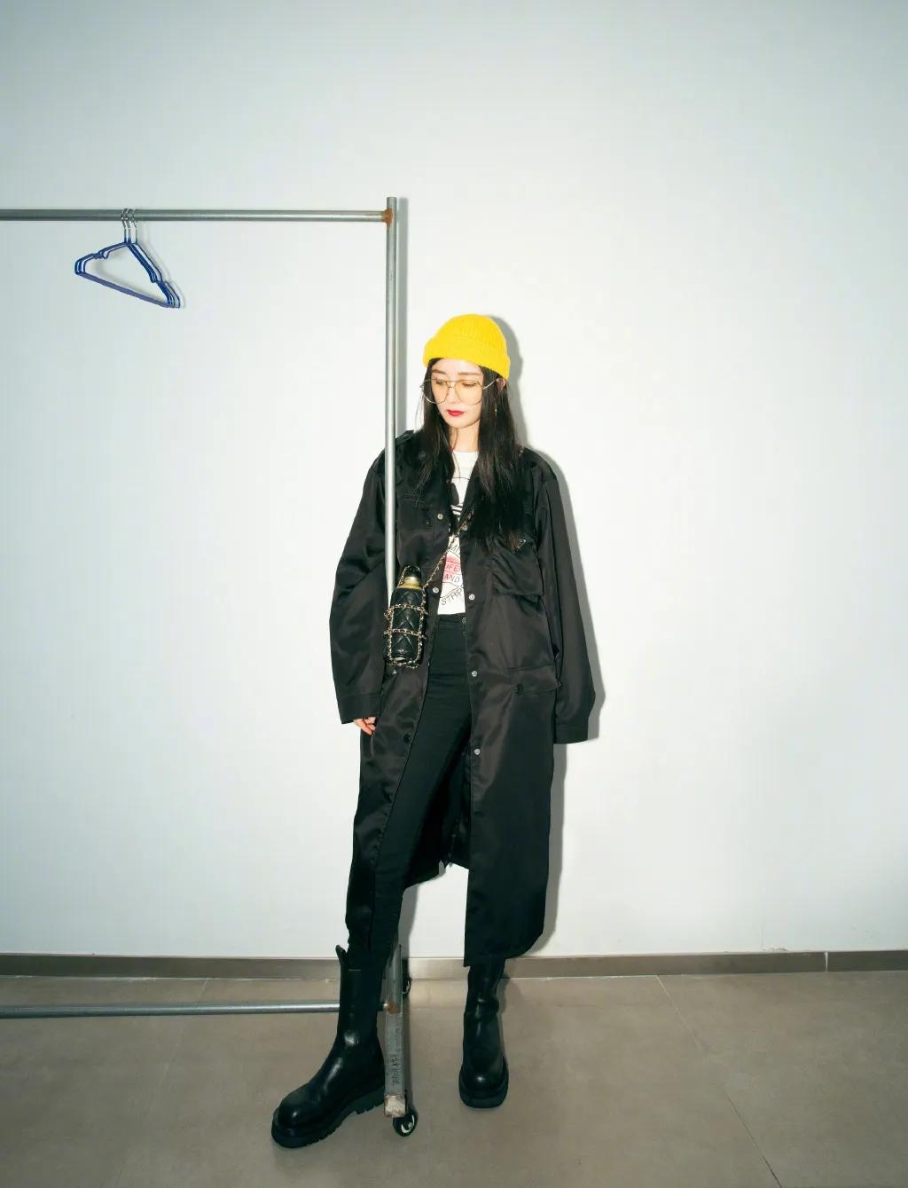 杨幂穿搭和lisa穿搭,俘获女生的穿搭