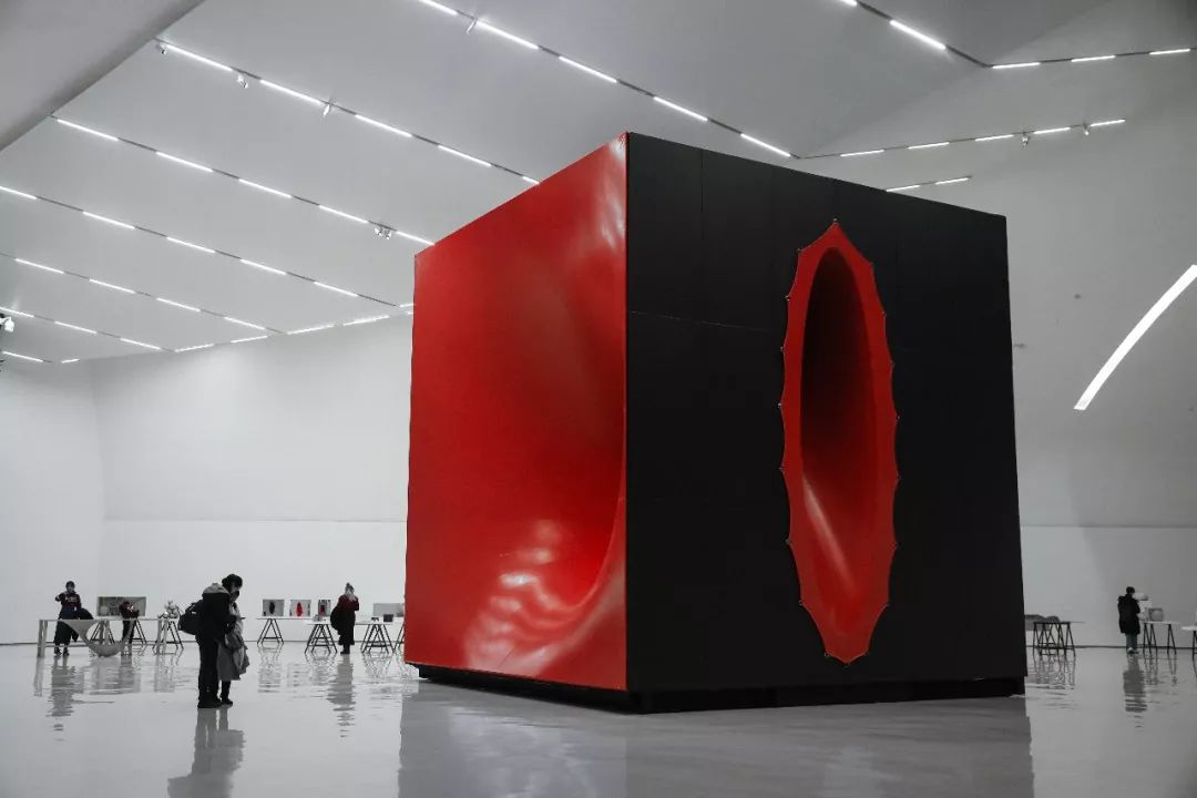 安尼施卡普尔北京,安尼施卡普尔三原色