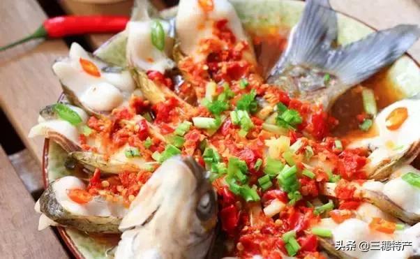 剁椒孔雀鱼的做法,剁椒孔雀开屏清蒸鱼