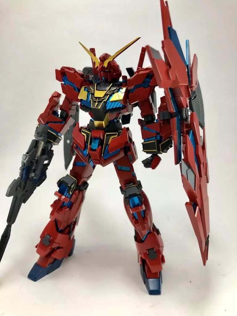 可以变形两种形态的独角兽高达,可以变换形态的独角兽高达