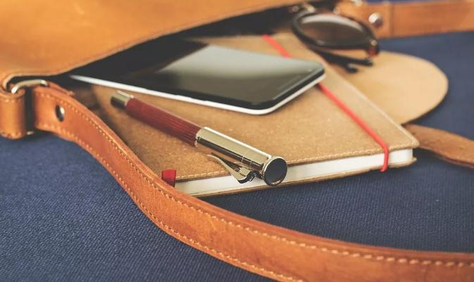 加拿大留学行李怎么准备,去加拿大留学千万不要做的几件事