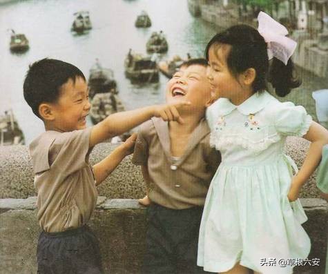 泪目的照片图片,泪目老人图片