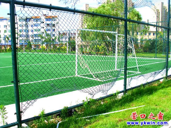 辽河公园足球场营口,营口管网漏水维修