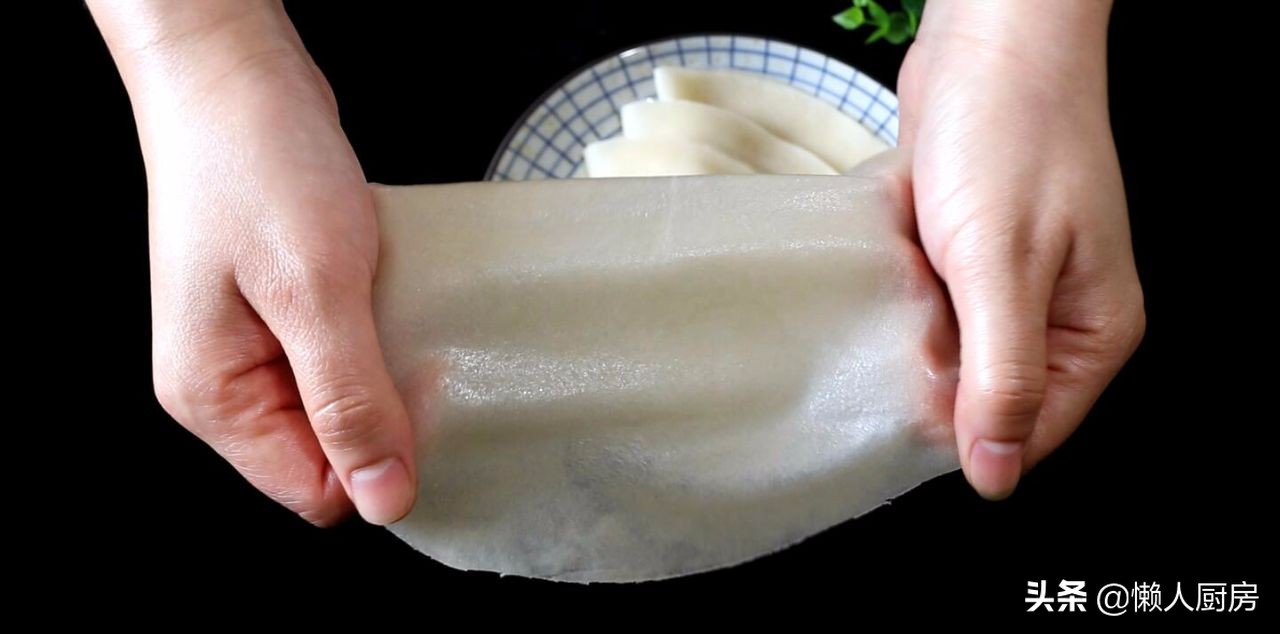 最简单的薄饼皮做法,薄饼的做法用什么面粉