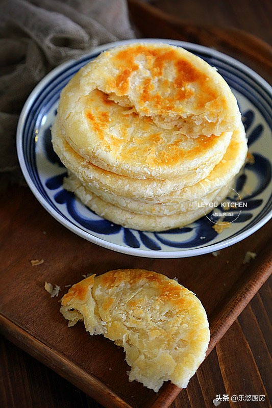 一样材料做美食,又酥又软的家常烙饼简单做法