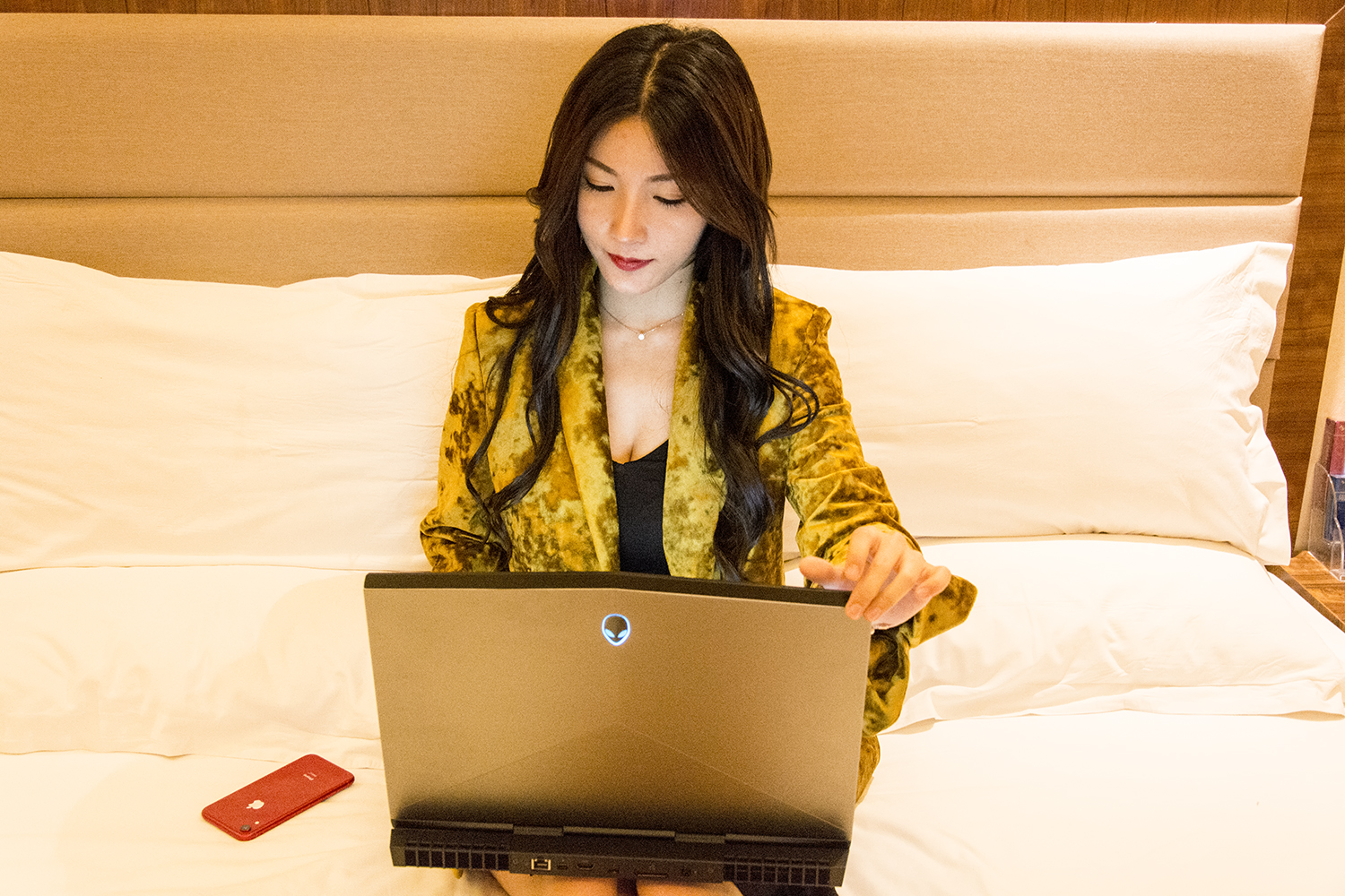 外星人alienware15r4,外星人15r4是哪一年上市的