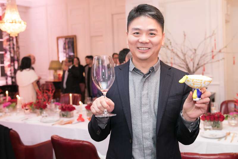 章泽天凭借健美操进清华视频,章泽天玩陀螺