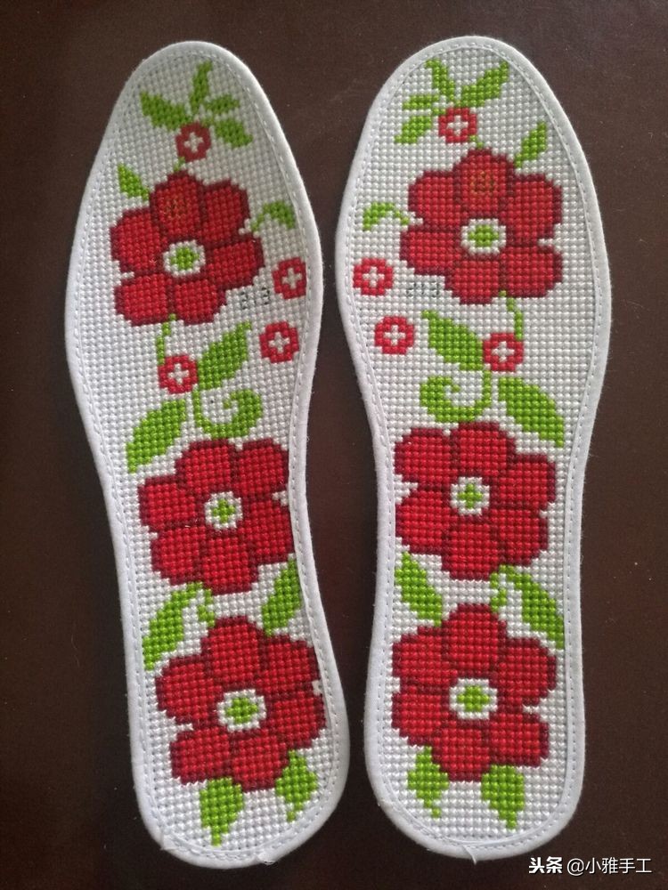 云南小巧妹自做鞋垫刺绣教程,孙姐手工刺绣鞋垫教程