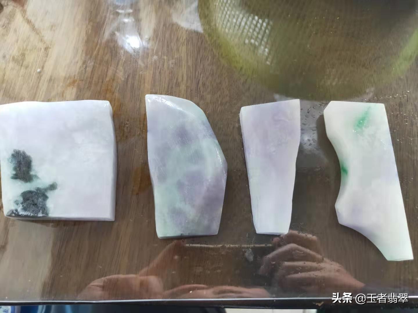 翡翠b货c货鉴别方法图解 (如何从外观鉴别翡翠的a b c)