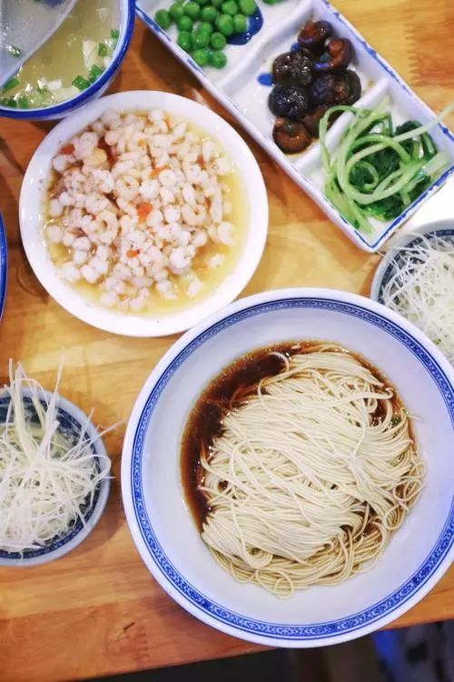 中国人最爱吃的四碗面条,最好吃的面条50一碗