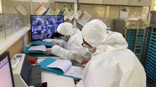 抗击疫情致敬每一个医护人员,抗击疫情致敬白衣天使