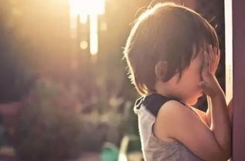 成年儿子打骂母亲该怎么办,成年子女打骂父母怎么判刑