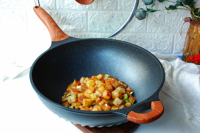 冬天土豆的各种吃法大全,一个冬天吃1000斤白菜