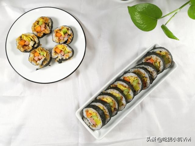 米饭做寿司的简单教程,用米饭做寿司教程家常