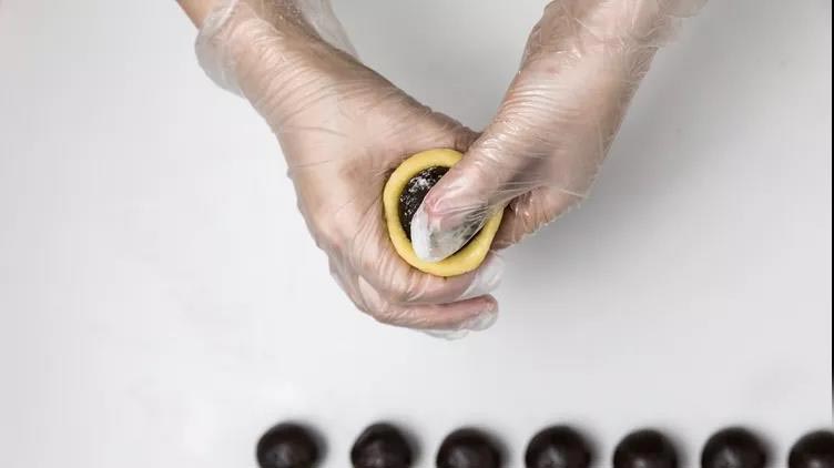 打卡网红仙豆糕香甜软糯的真好吃,网红糕点仙豆糕