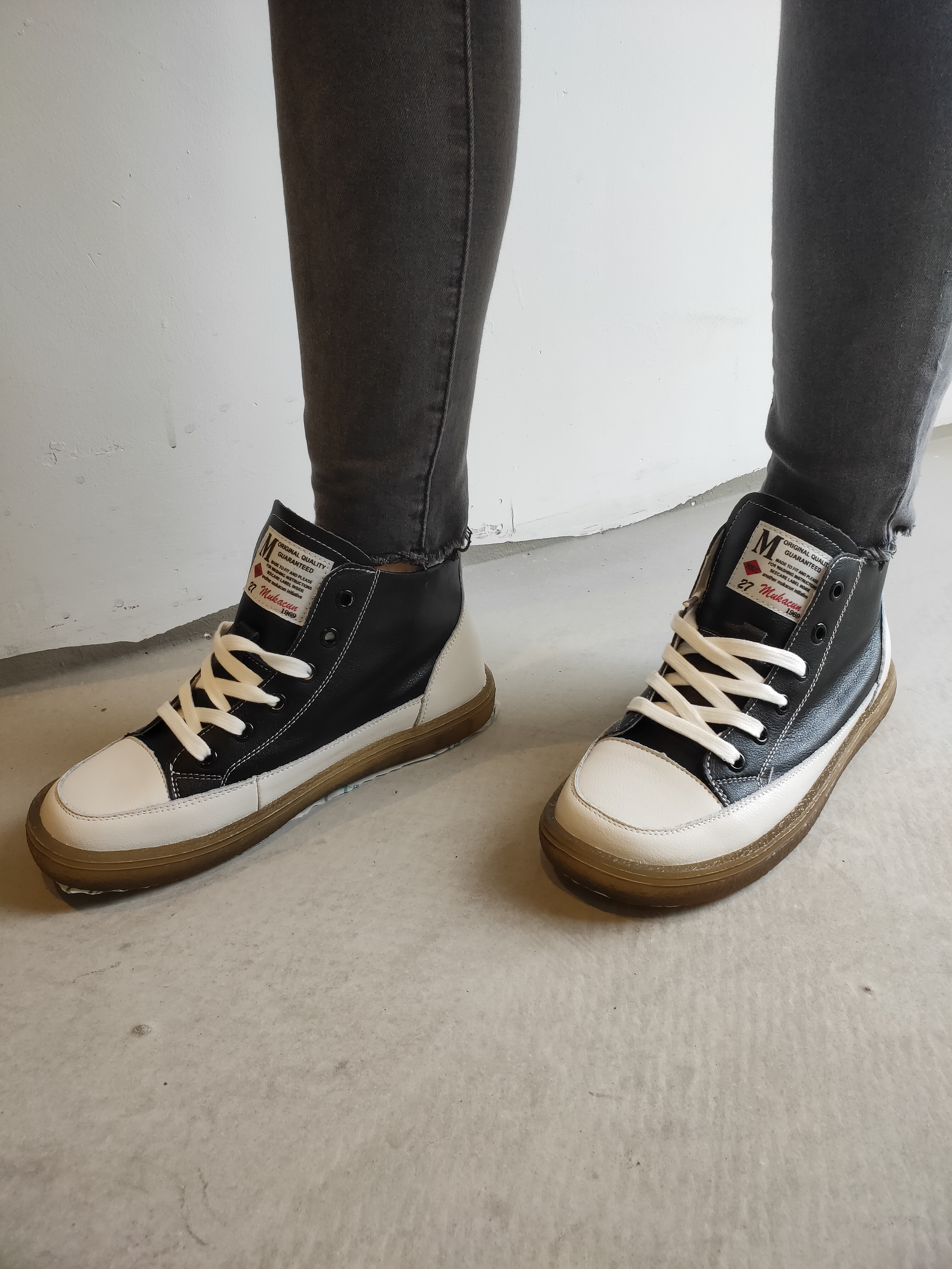 99元的皮鞋高帮鞋,99元两双鞋测评