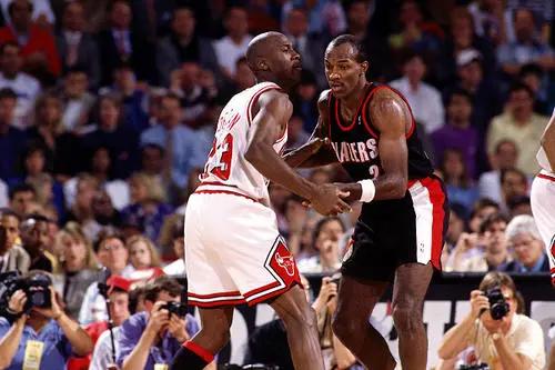 nba经典时刻滑翔机,最强nba乔丹滑翔机