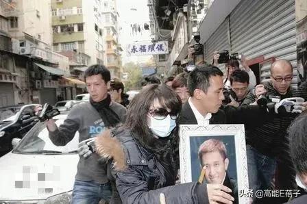 她对已逝男友的感情，还需要一纸婚书证明？