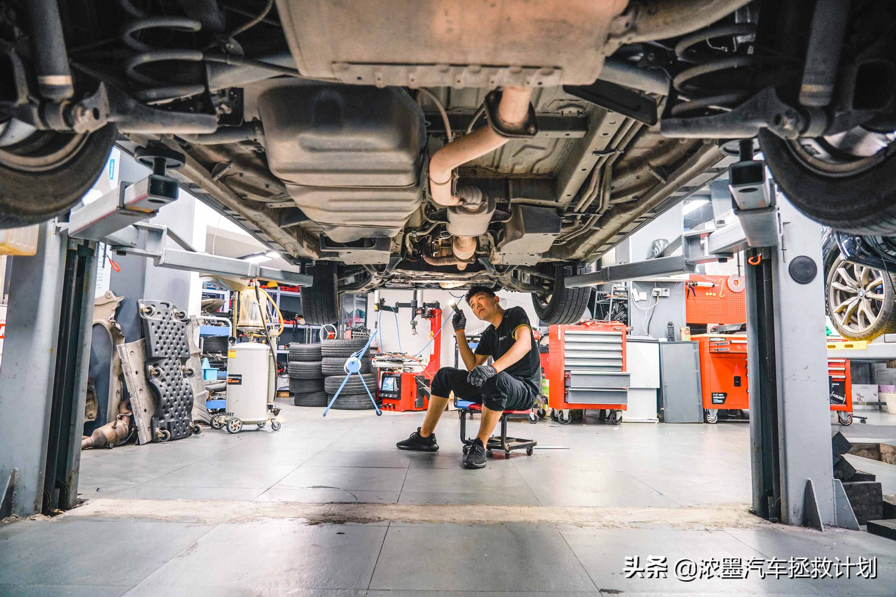 一代经典丰田普瑞维亚,丰田普瑞维亚依然经典