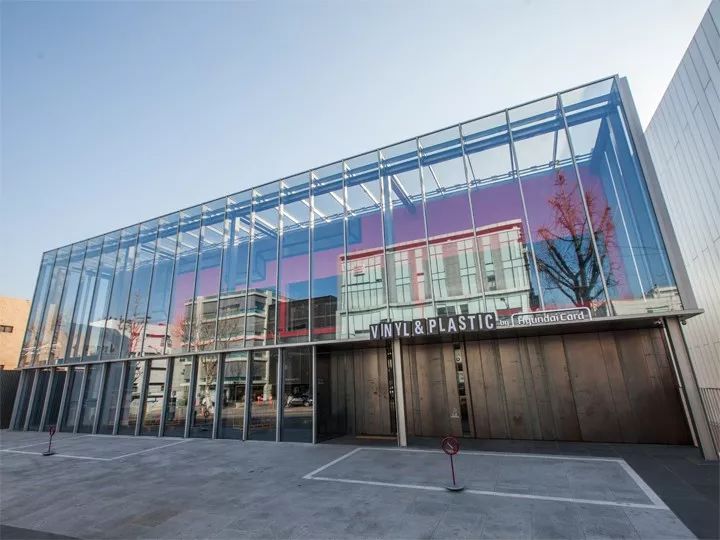 打HPV、考国际驾照、当练习生、看演唱会、泡夜店，这才是首尔