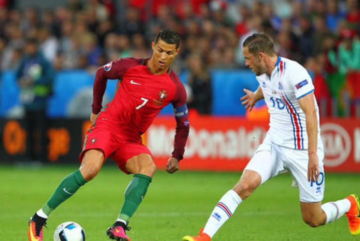 球员跑位最好的人,各个位置跑位最好的球星