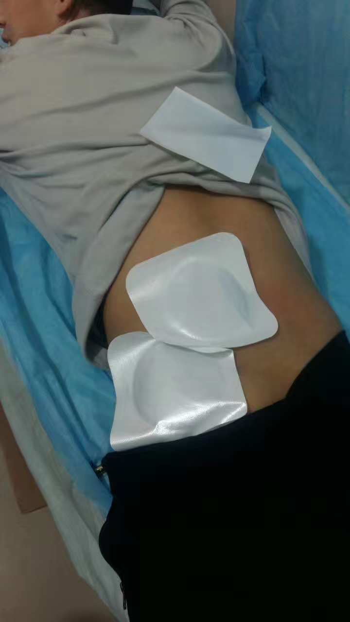 女士腹痛和腰痛怎么回事,女士尿血腰痛是怎么回事