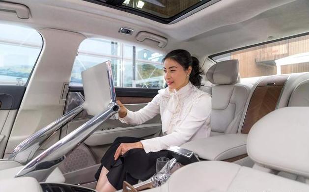 郭晶晶为什么能在豪门得到尊重,郭晶晶在豪门的生活情况