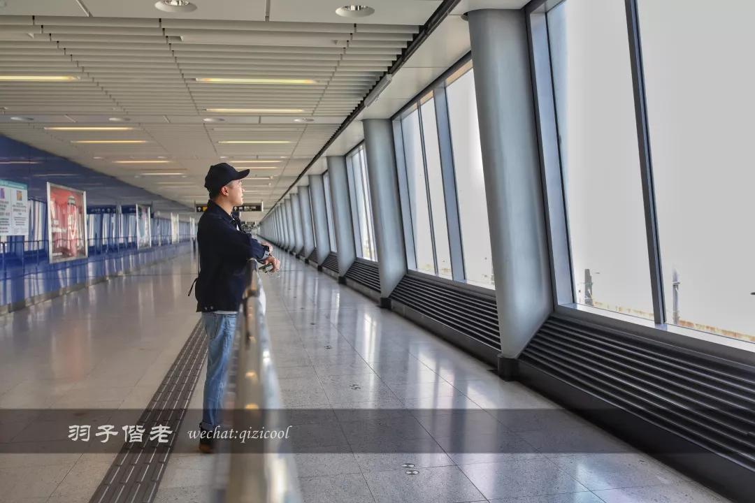 香港机场的回忆 (在香港机场旅行)