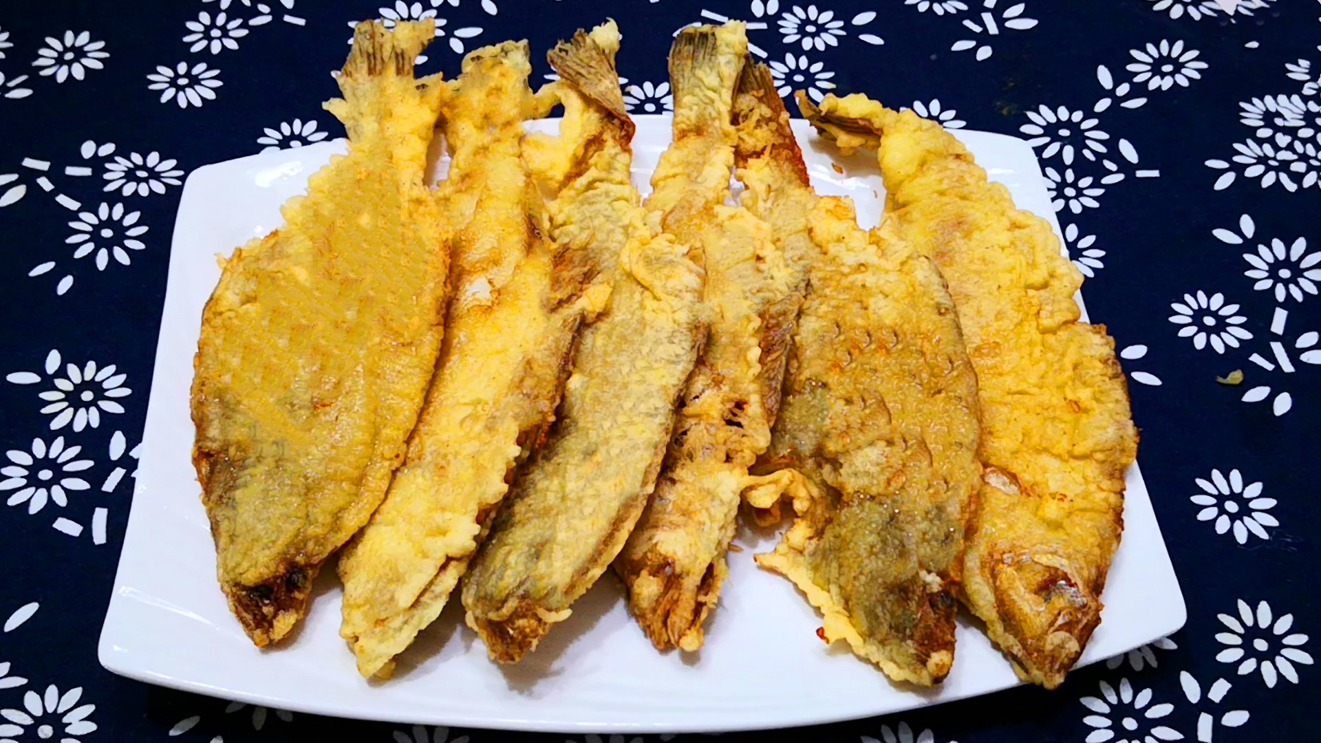 如何炸鱼炸得又酥又脆,炸鱼要怎么炸才会又酥又脆