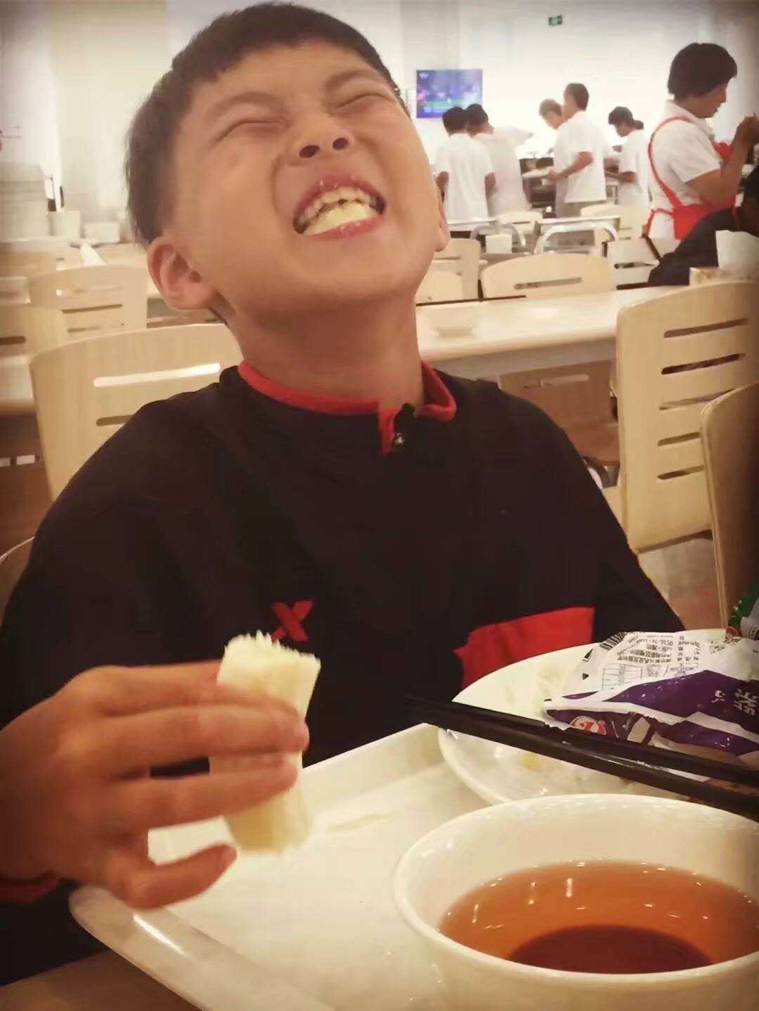 不畏浮云遮望眼潜心耕耘出硕果,不畏浮云遮望眼的信念