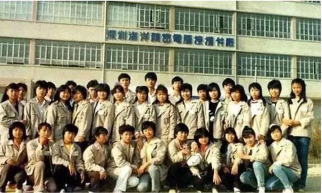 从富士康打工妹到百亿富豪,富士康出走的最牛厂妹是谁