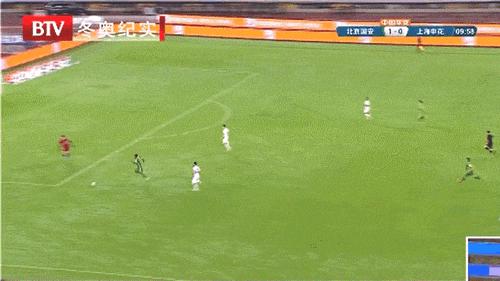 谁虐谁！京媒连线张玉宁，喊话鲁能、恒大不服来战