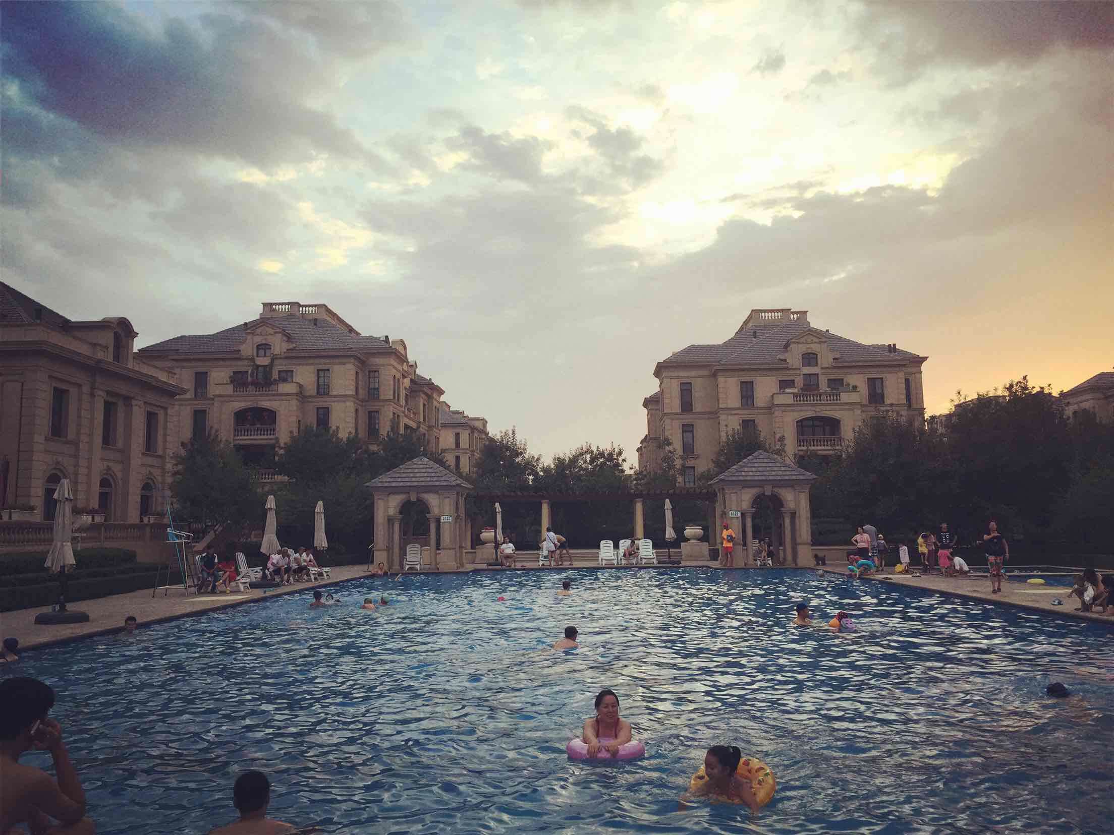 绿地城二期绿化乌鲁木齐,乌鲁木齐中海万锦公馆绿化环境