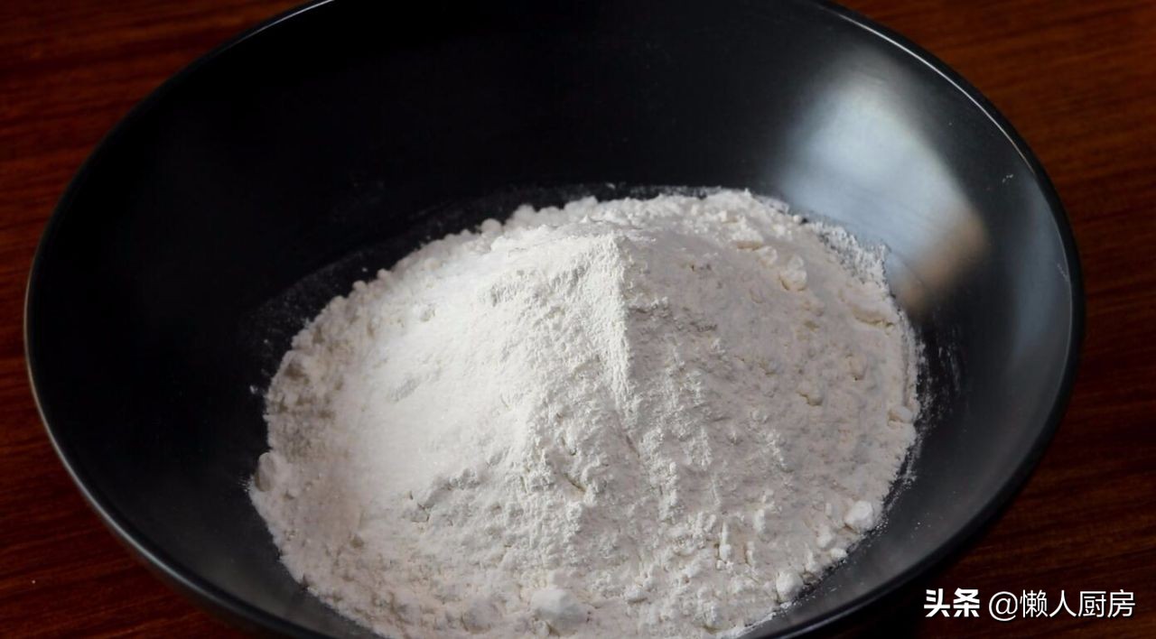 最简单的薄饼皮做法,薄饼的做法用什么面粉