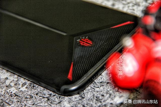 红魔3测评使命召唤,红魔3s御风超神