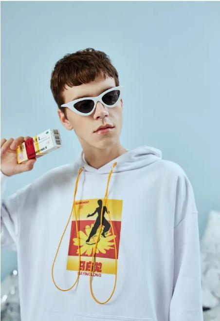 风油精联名衣服,风油精联名款衣服