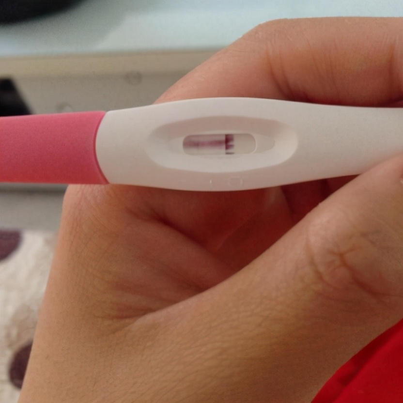 月经推迟一周才来是怀孕了吗,大姨妈推迟一周没来是不是怀孕了