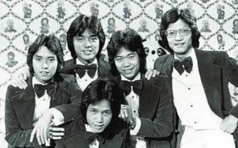 谭咏麟抛弃原配故事,谭咏麟原配现在如何了