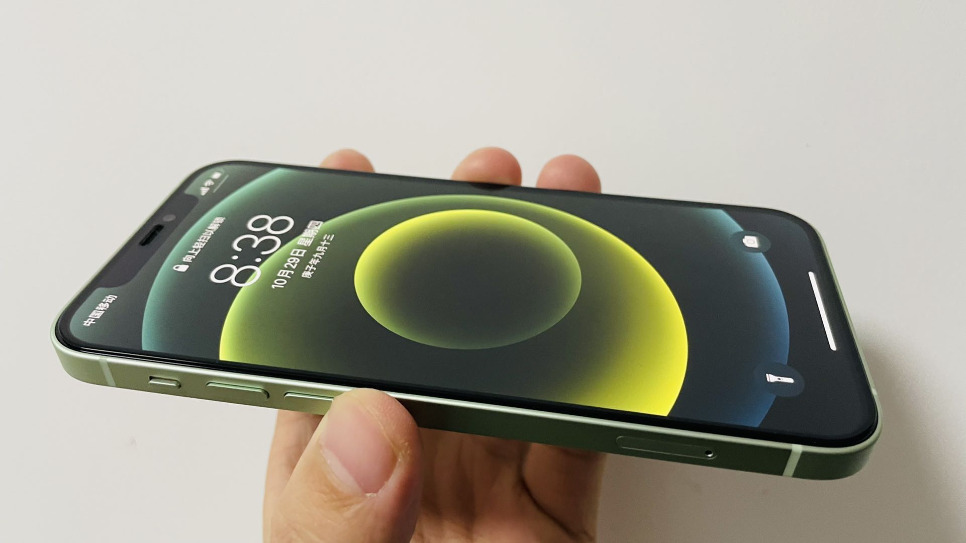 iphone12使用四个月掉漆了,iphone12使用久了卡顿