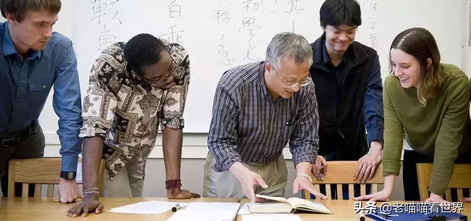 乔布斯大学里的学院好不好,乔布斯上的什么大学