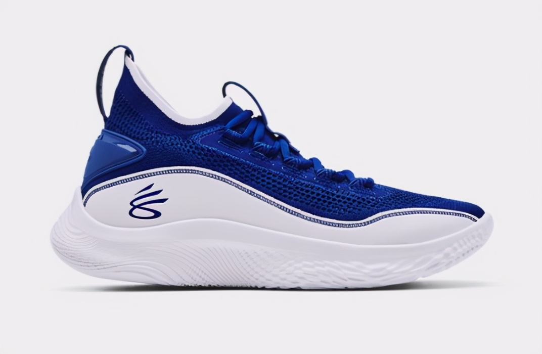 牛年扭蛋机、5折买明星同款、年味美食买一赠一，新春焕新颜