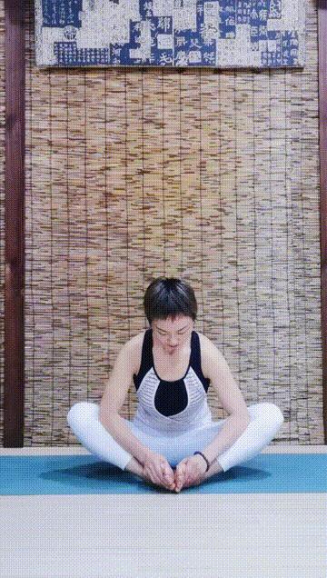 跑步对膝盖的正确训练,错误跑步姿势小腿疼怎么办