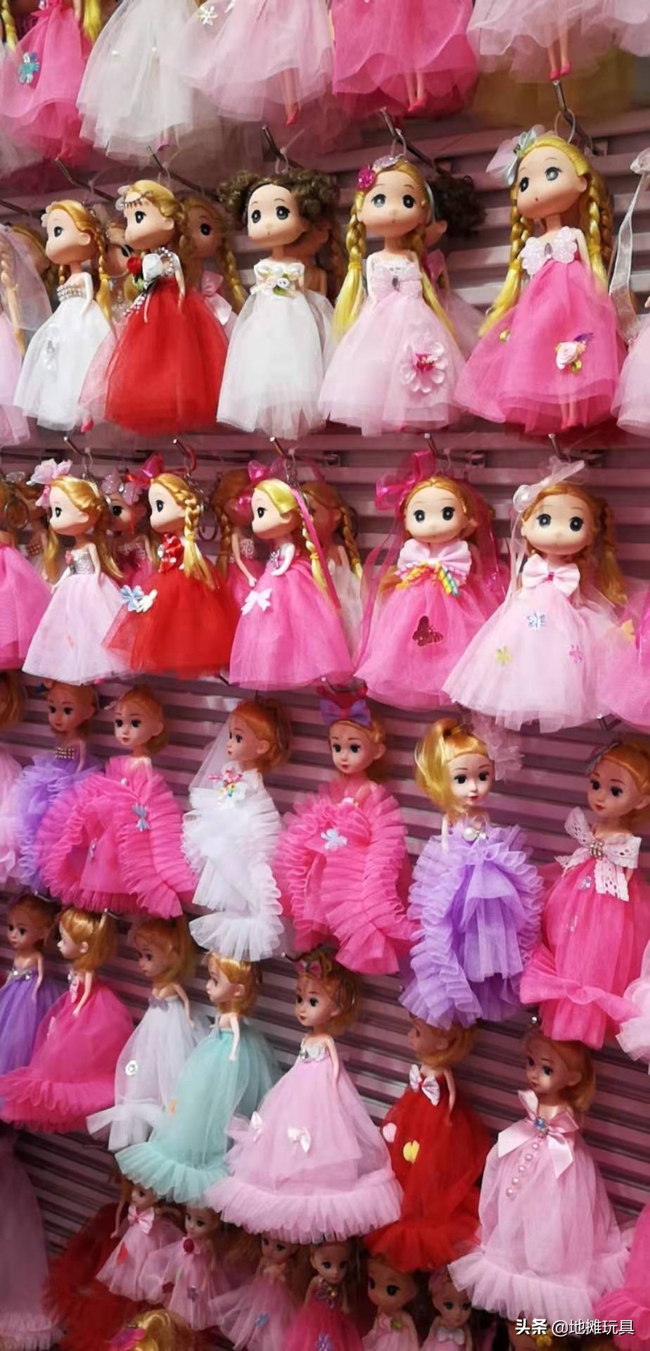 义乌市批发市场素材,浙江义乌小商品批发市场报价